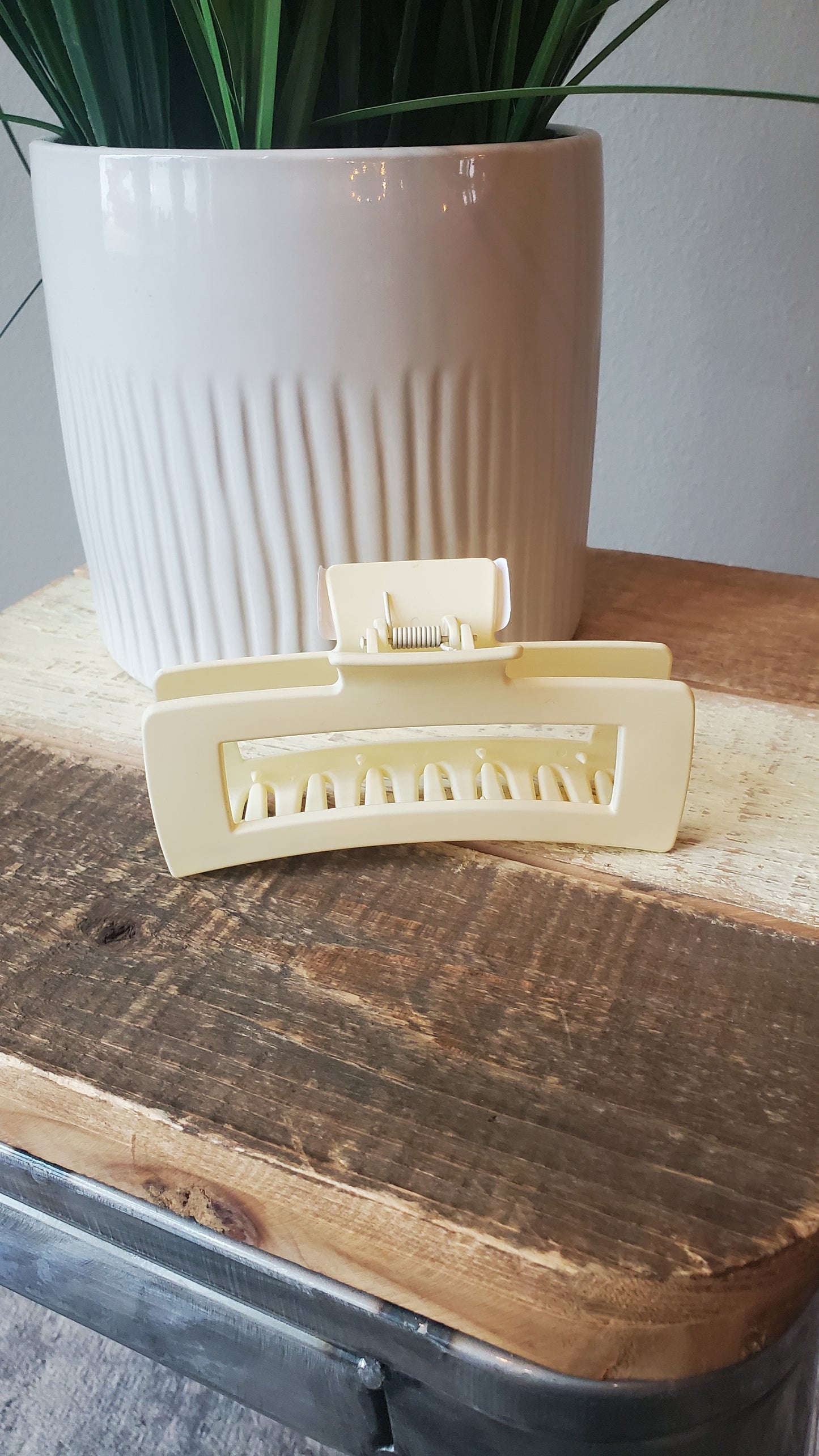Rectangle Hair Claw Clip - Gift Ideas for Her at Classy Closet Women's Boutique