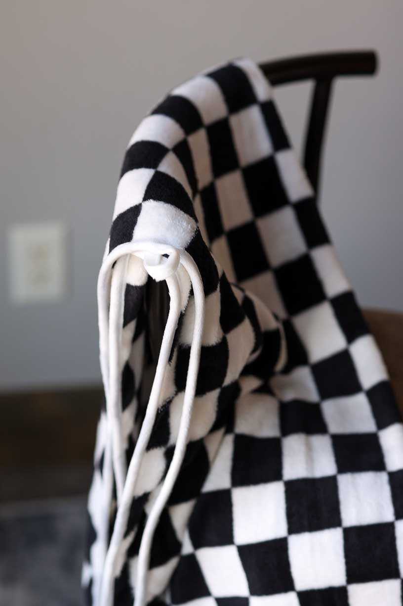 Black Checkerboard Youth Bath & Hand Towel Set