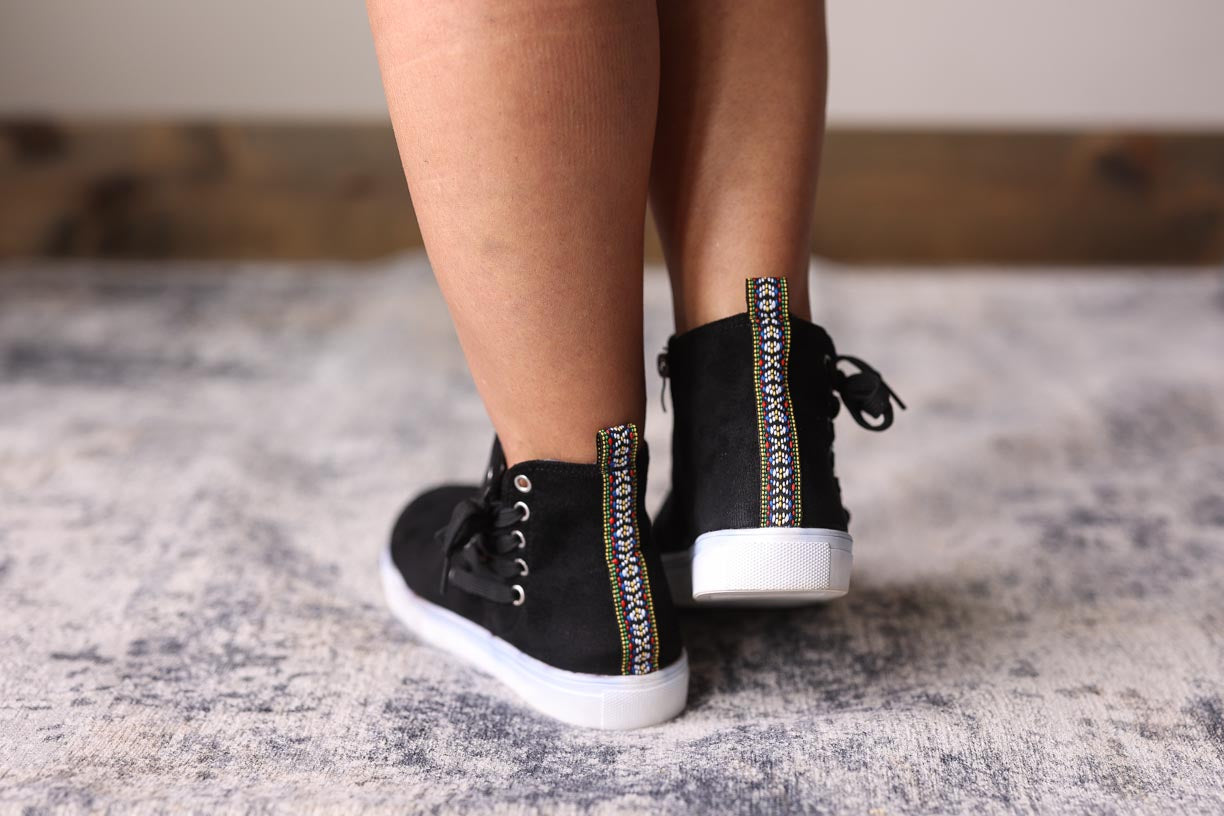Black Lace Up Zippered Shoes • 7.5