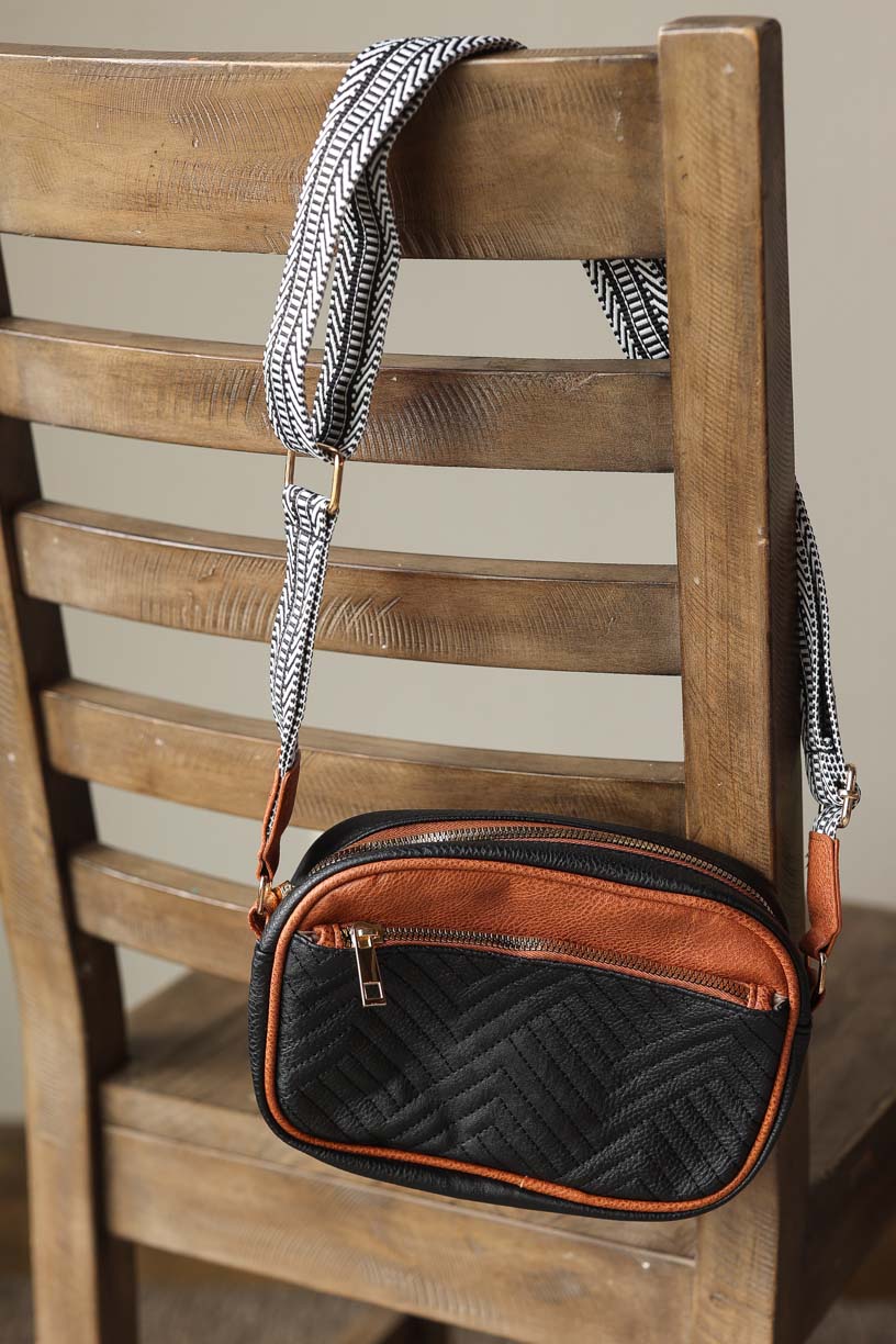 Effortlessly run errands and shop with the Black Quilted Crossbody Bag. Say goodbye to shoulder pain and forgetting your bag, while enjoying easy access to your essentials. With a stylish and versatile design, it's the perfect addition to your fall/winter wardrobe. Shop Classy Closet online women's boutique for cute mom outfits fall 2024. Midwest boutique for modest fashion clothing.