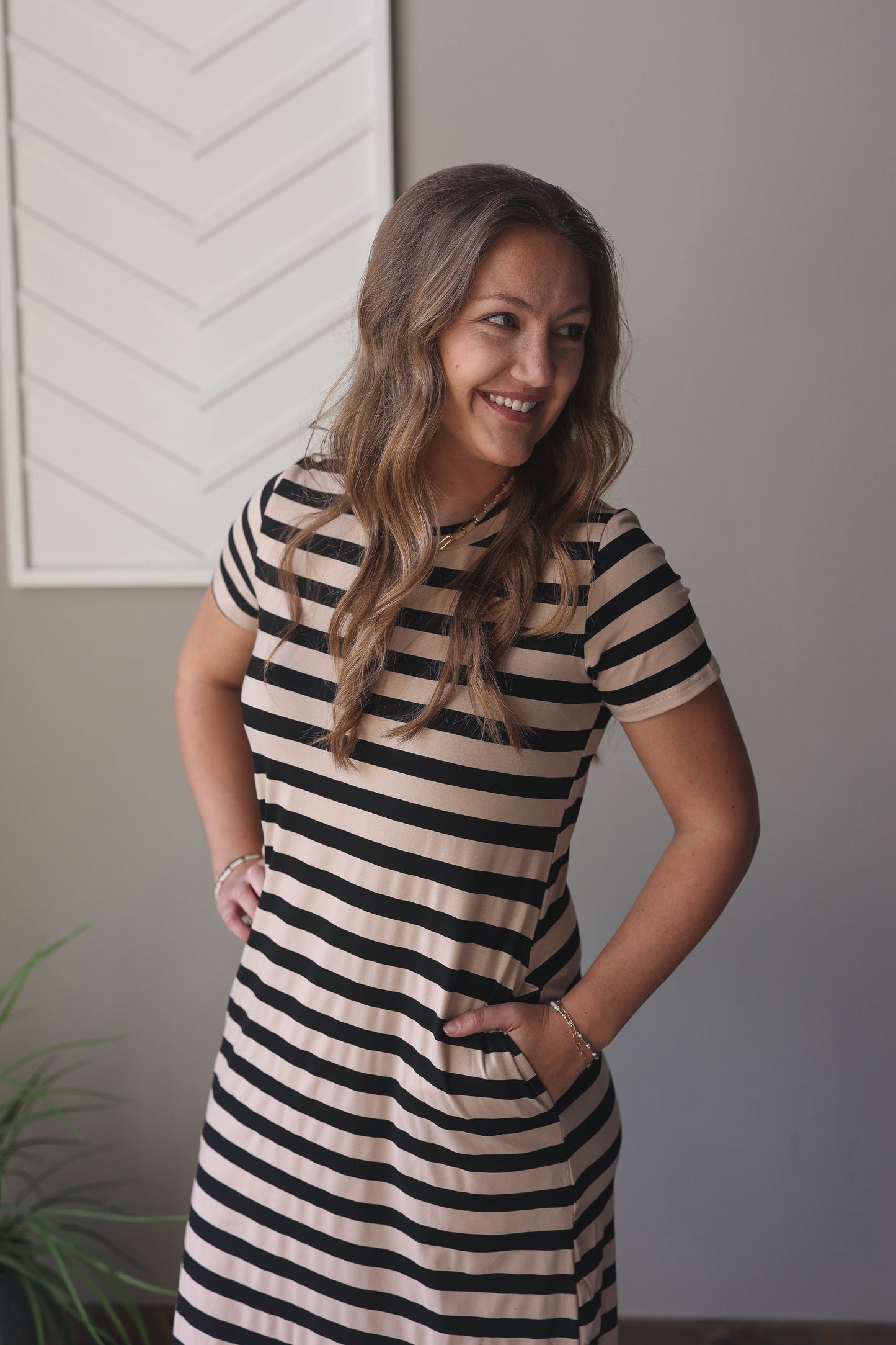 Black Stripe Crewneck Maxi Dress With Pockets