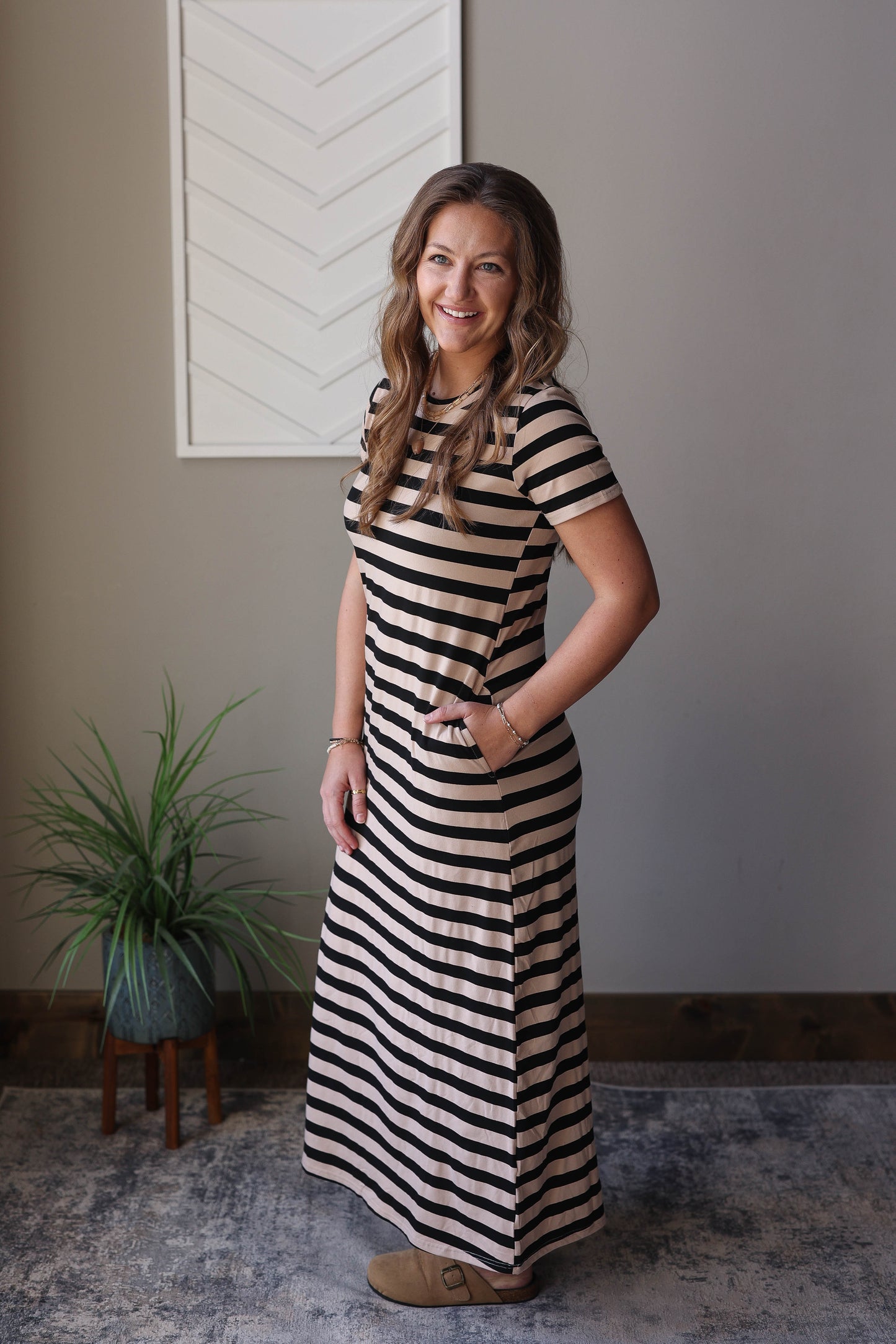 Black Stripe Crewneck Maxi Dress With Pockets