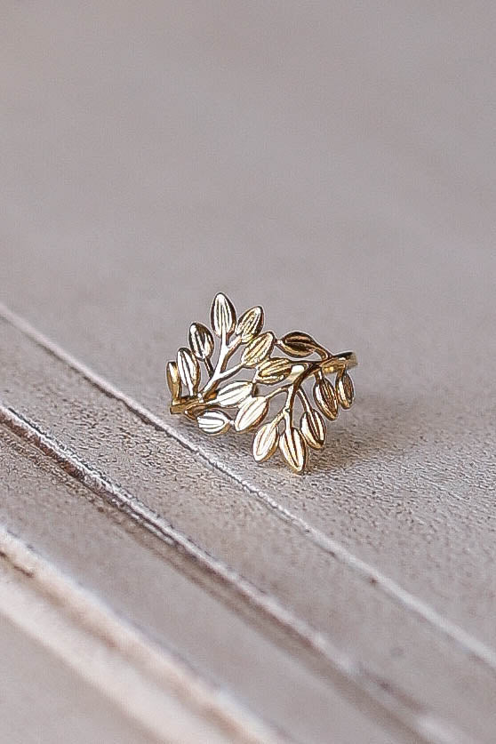 The perfect ring for summer is here. Completely adjustable, this ring is a one size fits all and will be your new favorite.
"All of our rings are gold plated stainless steel. Because stainless steel is a strong material, our pieces hold up through everyday wear and tear. No jewelry is designed for water as every time jewelry gets wet, it will slowly remove some of its platting. Every day washing hands and dishes will not affect the color of the metal but continued water exposure will eventually remove the