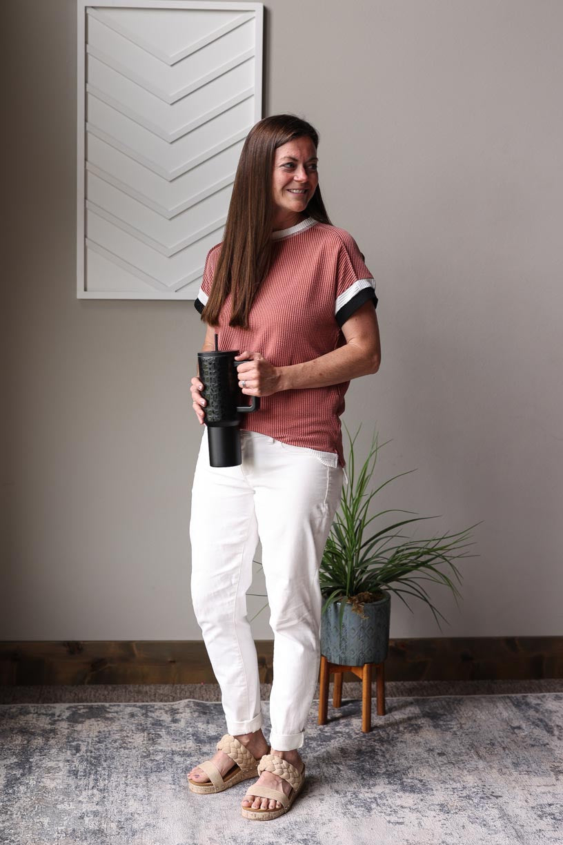 Coffee Mocha Textured Contrast Trim Top; M, XL