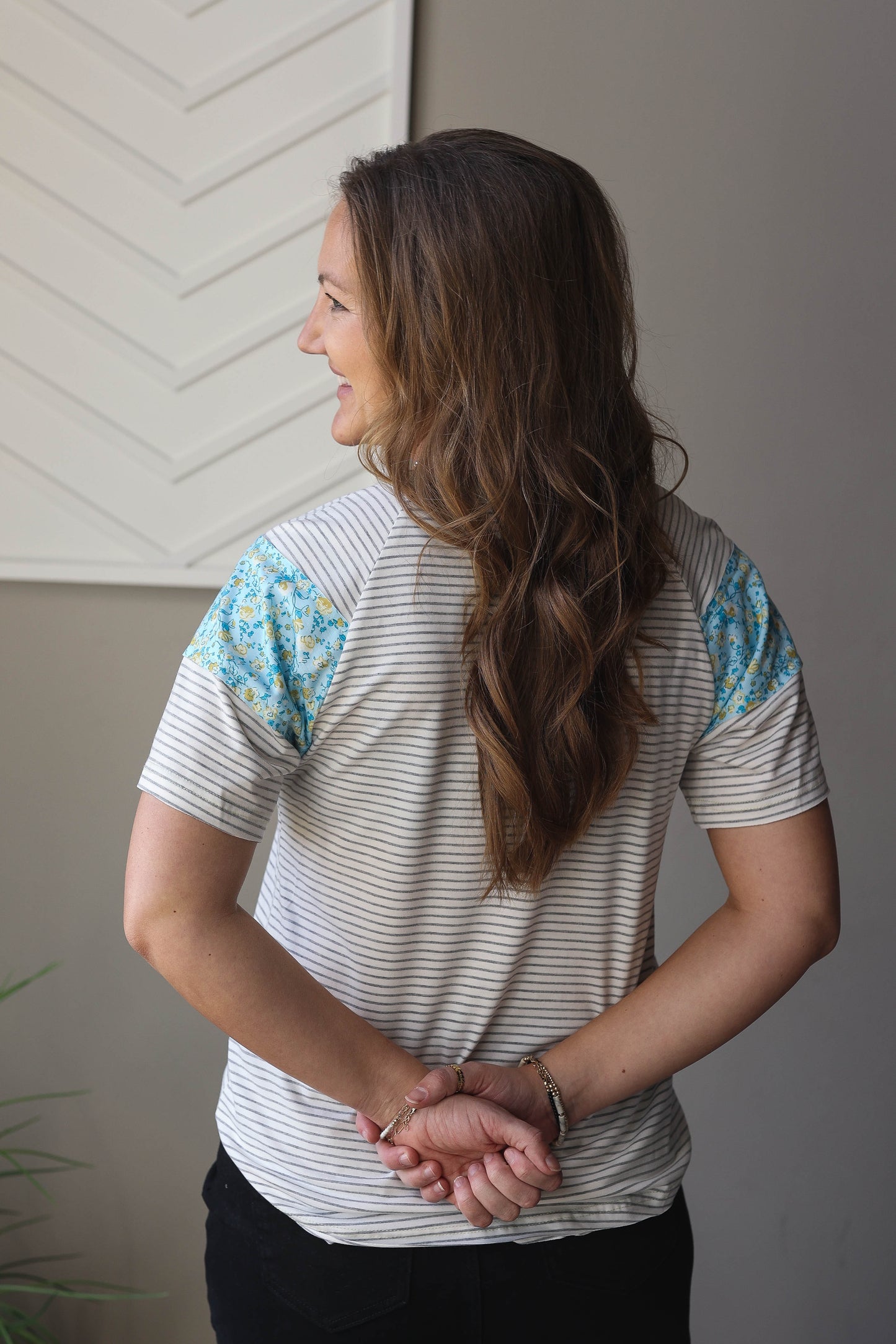 White Stripe Floral Insert Sleeve Top, Small