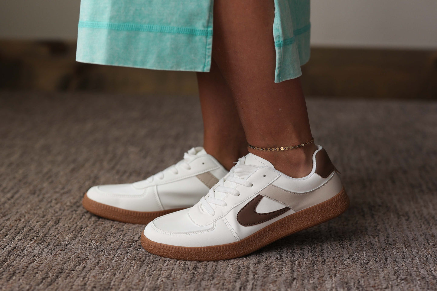 Step out in style with these Coffee Color Contrast Sneakers. Featuring a charming blend of neutral brown and tan shades, they perfectly complement any casual outfit. Designed for everyday comfort and easy pairing, these sneakers add a cheerful touch to your daily look.