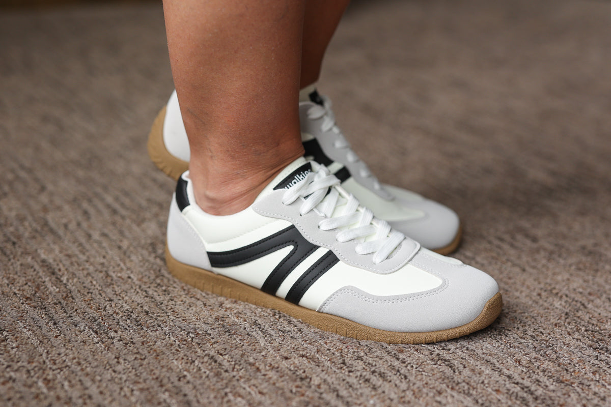 black white gum sole sneaker for everyday comfort mom outfits