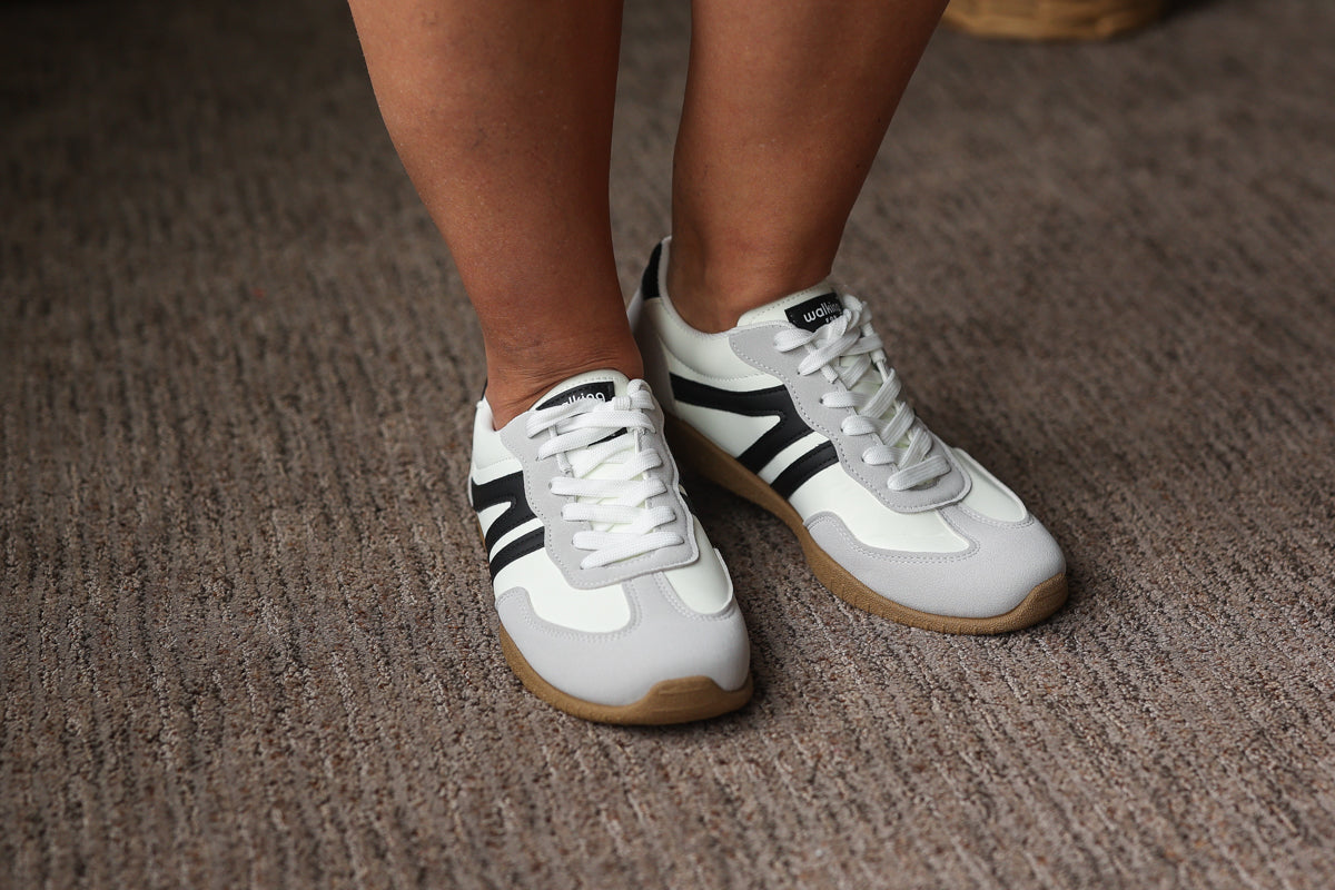 black white gum sole sneaker for everyday comfort mom outfits
