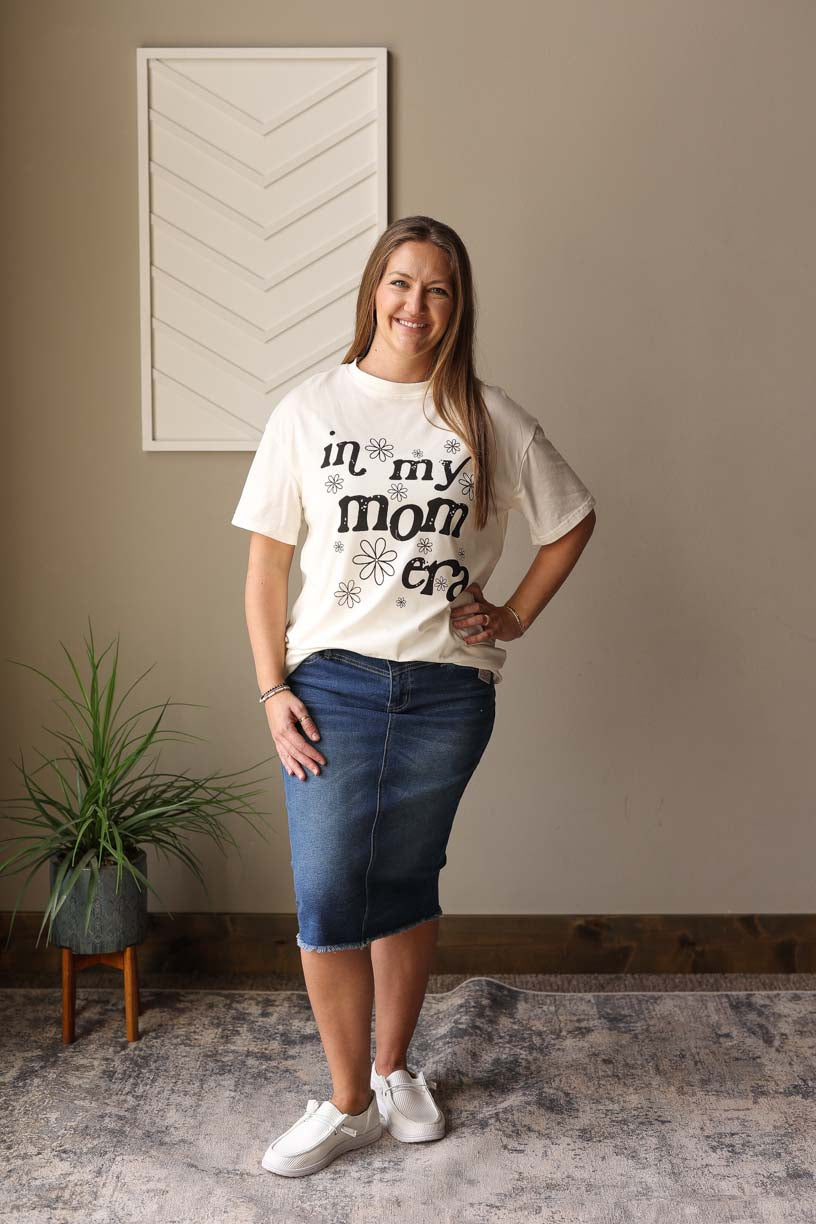 Beige "In My Mom Era" Tee; S-2XL PLUS