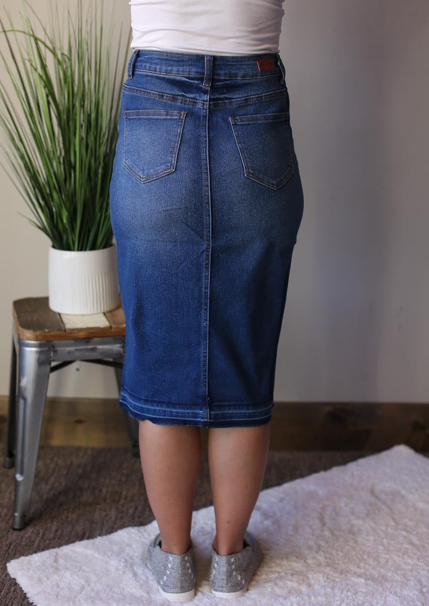 DARK WASH MIDI TWO TONE STRETCH DENIM SKIRT CLASSY CLOSET ONLINE SKIRT BOUTIQUE NEAR ME