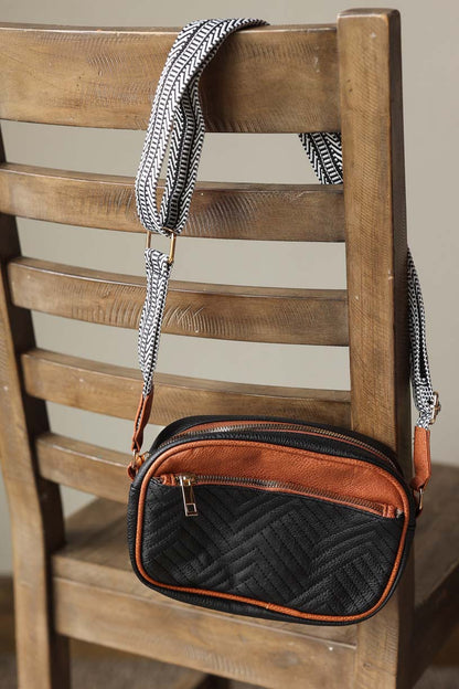 Effortlessly run errands and shop with the Black Quilted Crossbody Bag. Say goodbye to shoulder pain and forgetting your bag, while enjoying easy access to your essentials. With a stylish and versatile design, it's the perfect addition to your fall/winter wardrobe. Shop Classy Closet online women's boutique for cute mom outfits fall 2024. Midwest boutique for modest fashion clothing. 