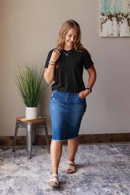 Black Crewneck Short Sleeve Top | Cute, Comfy, Casual Summer Style Classy Closet Online Women's Modest Clothing Boutique