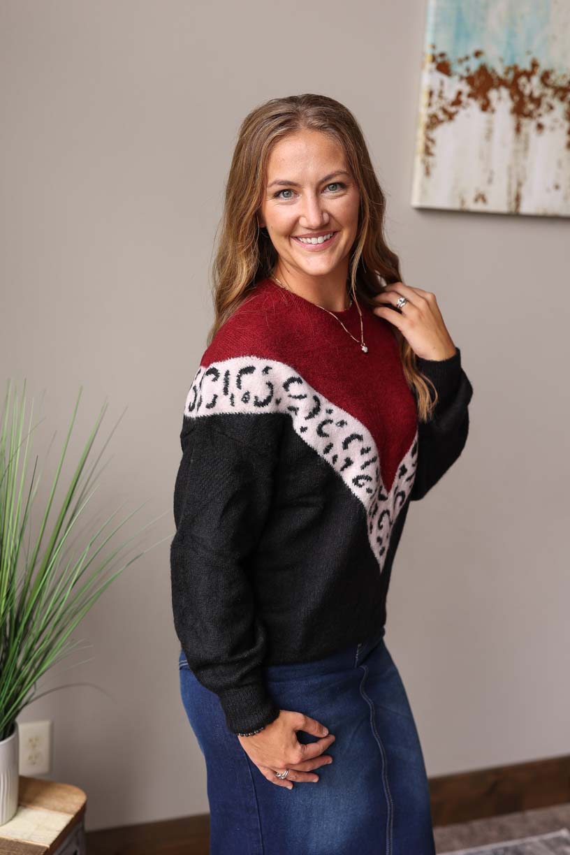 Wine Colorblock Chevron Leopard Top! The cozy material will keep you comfy while the chevron pattern gives you that extra touch of style – perfect for nights out or days at the office. Classy CLoset ONline Women's Holiday Outfits for Casual Style