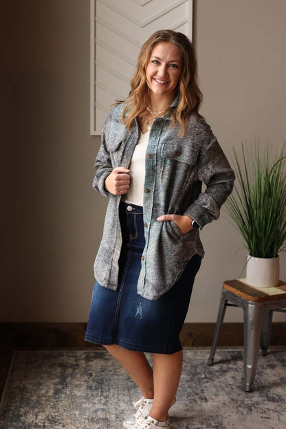 Introducing our Multicolor Brushed Plaid Shacket! This fun and light shacket is the perfect addition to your effortlessly, trendy wardrobe. Stay cozy and stylish with this cute early spring shacket for women at Classy Closet