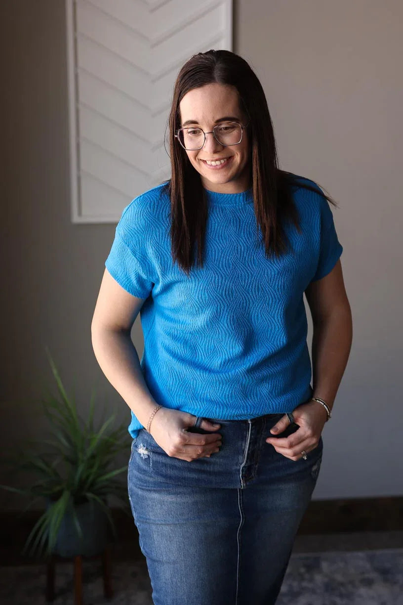 Effortlessly versatile and stylish, our Royal Blue Textured Crewneck Short Set is a must-have addition to your wardrobe. Mix and match to create endless outfit possibilities, perfect for any occasion. The high quality material ensures comfort and durability, making it the perfect outfit for anything from work to date nights. Classy Closet online women's boutiue clothing store for modest fashion and easy affordable trendy mom outfits. hull iowa
