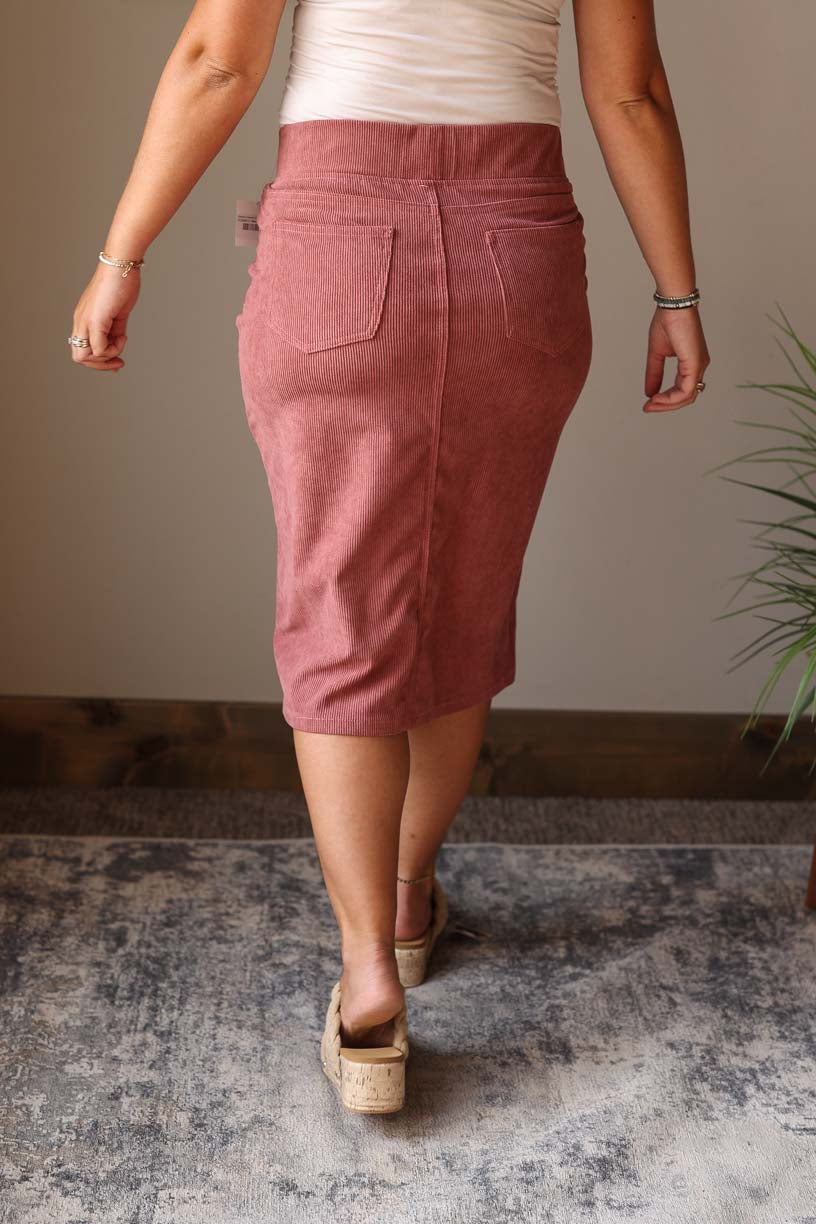 Chestnut Corduroy Elastic Waist Skirt