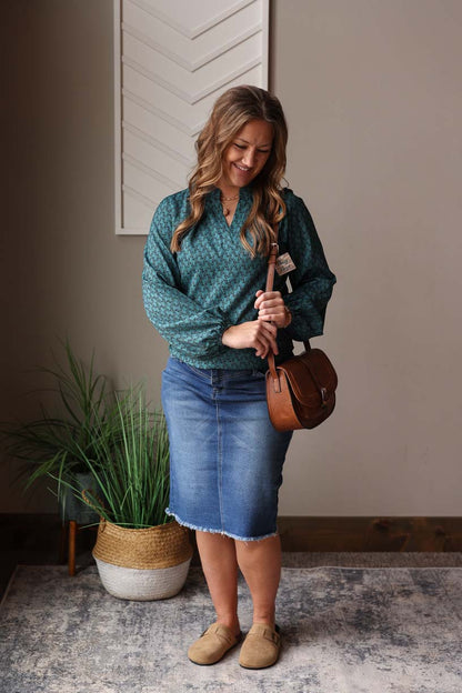 Green Geometric Print Blouse; L or XL