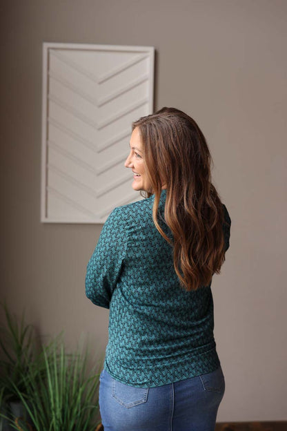 Green Geometric Print Blouse; L or XL
