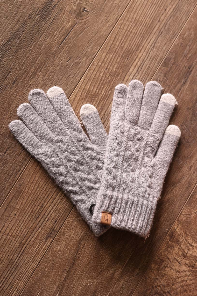 Grey Cable Knit Touch Screen Gloves | Winter Accessories | Gifts for Her at Classy CLoset Online Women's Boutique