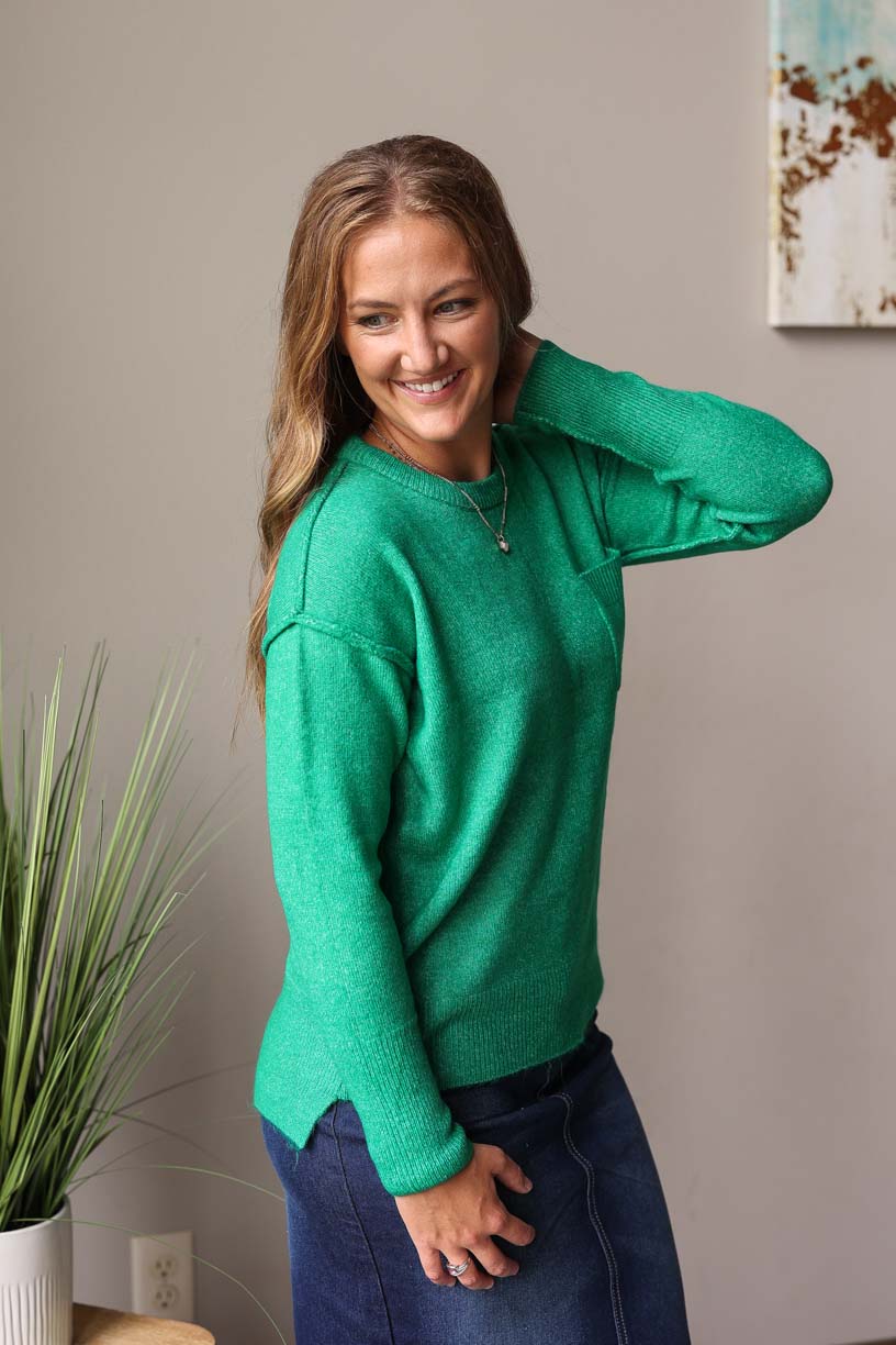 Meet our cozy, Solid Cozy Kelly Green Hi-Low Sweater, the sweater blend of comfort and style. Classy Closet Online Women's Boutique CLothing for Modest Fashion
