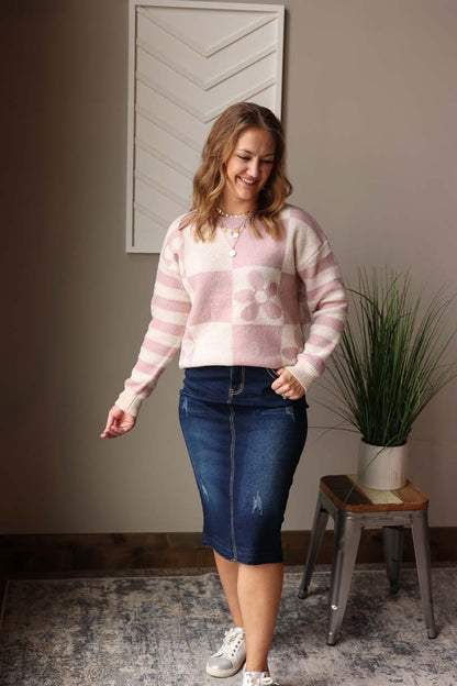 Orchid Petal Checkered Floral Sweater • S-2XL PLUS