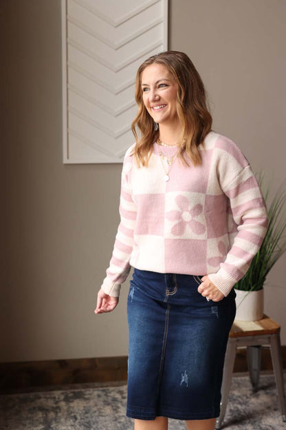 Orchid Petal Checkered Floral Sweater • S-2XL PLUS