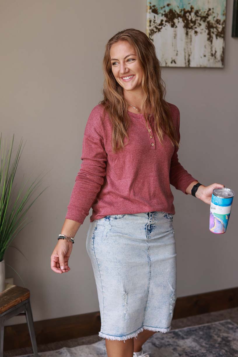 Our Dark Mauve Henley Top is perfect for everyday wear. Made for comfort, it features a henley neckline and stretchy, soft fabric. Available in sizes S-2XL PLUS, this top is an essential for your wardrobe. Classy Closet Women's Modest Fashion Boutique