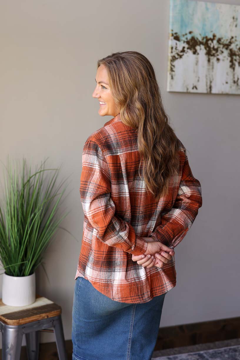 Keep cozy in style with this rust plaid button-up shacket top! Classy Closet Women's Fall Winter Fashion Style Online Boutique