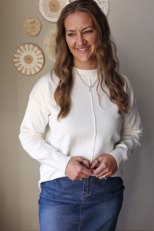 White Front Center Seam Sweater; S-2XL PLUS