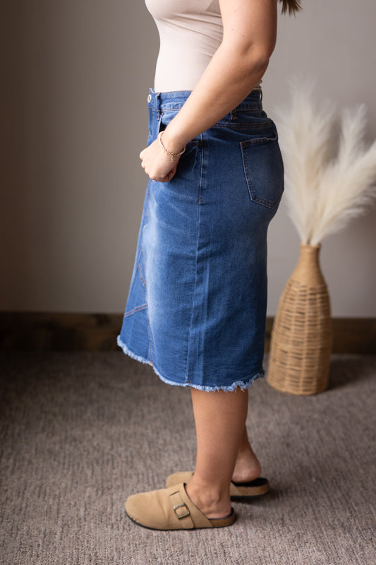 Medium Wash Raw Hem Detail Midi Denim Skirt