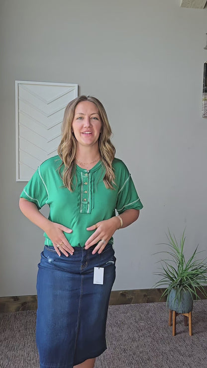 Kelly Green Contrast Stitching Henley Top, S-3XL PLUS