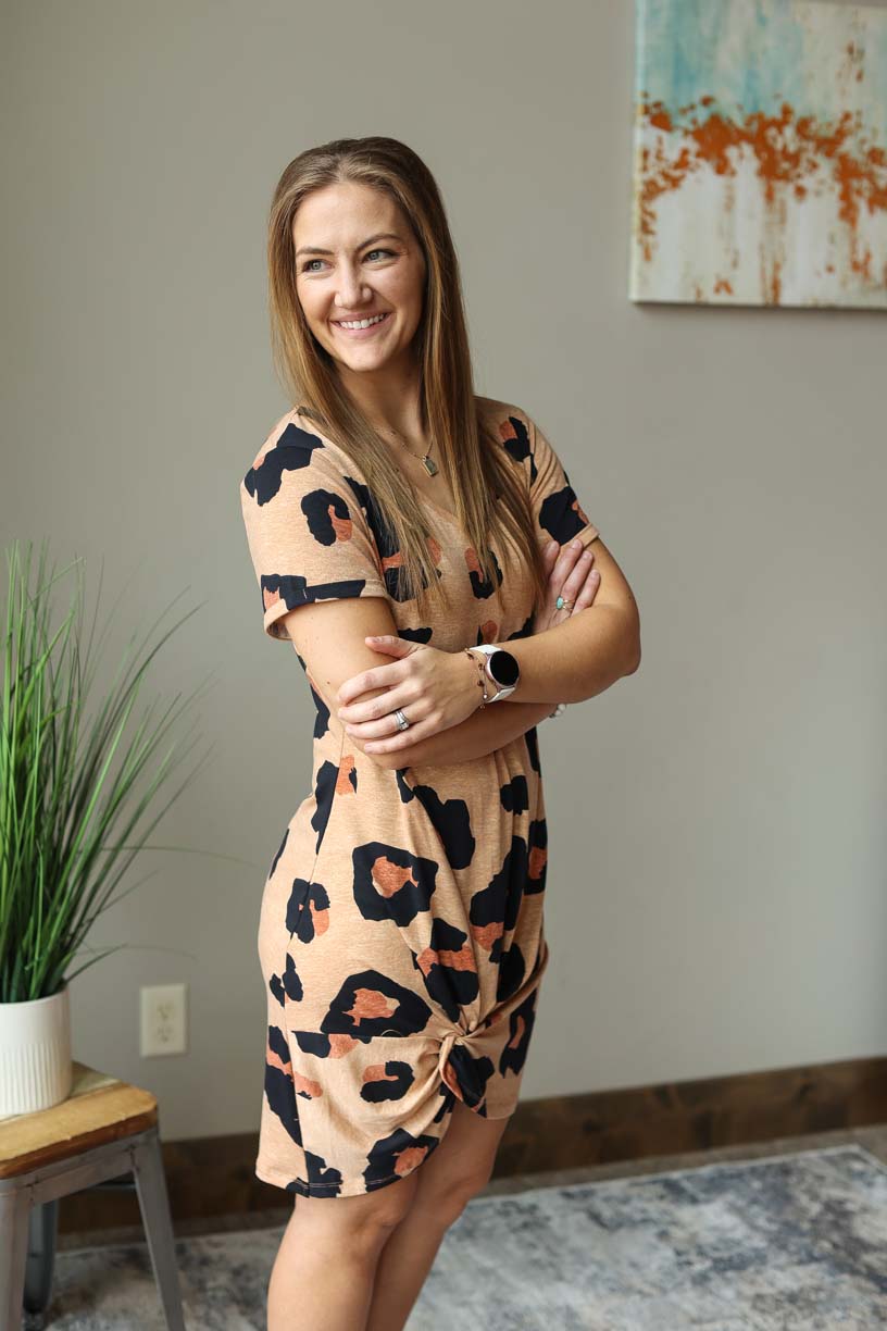 Tether Kvæle Stor Leopard T-Shirt Dress Classy Closet Online Womens Boutique Iowa – Classy  Closet Shop