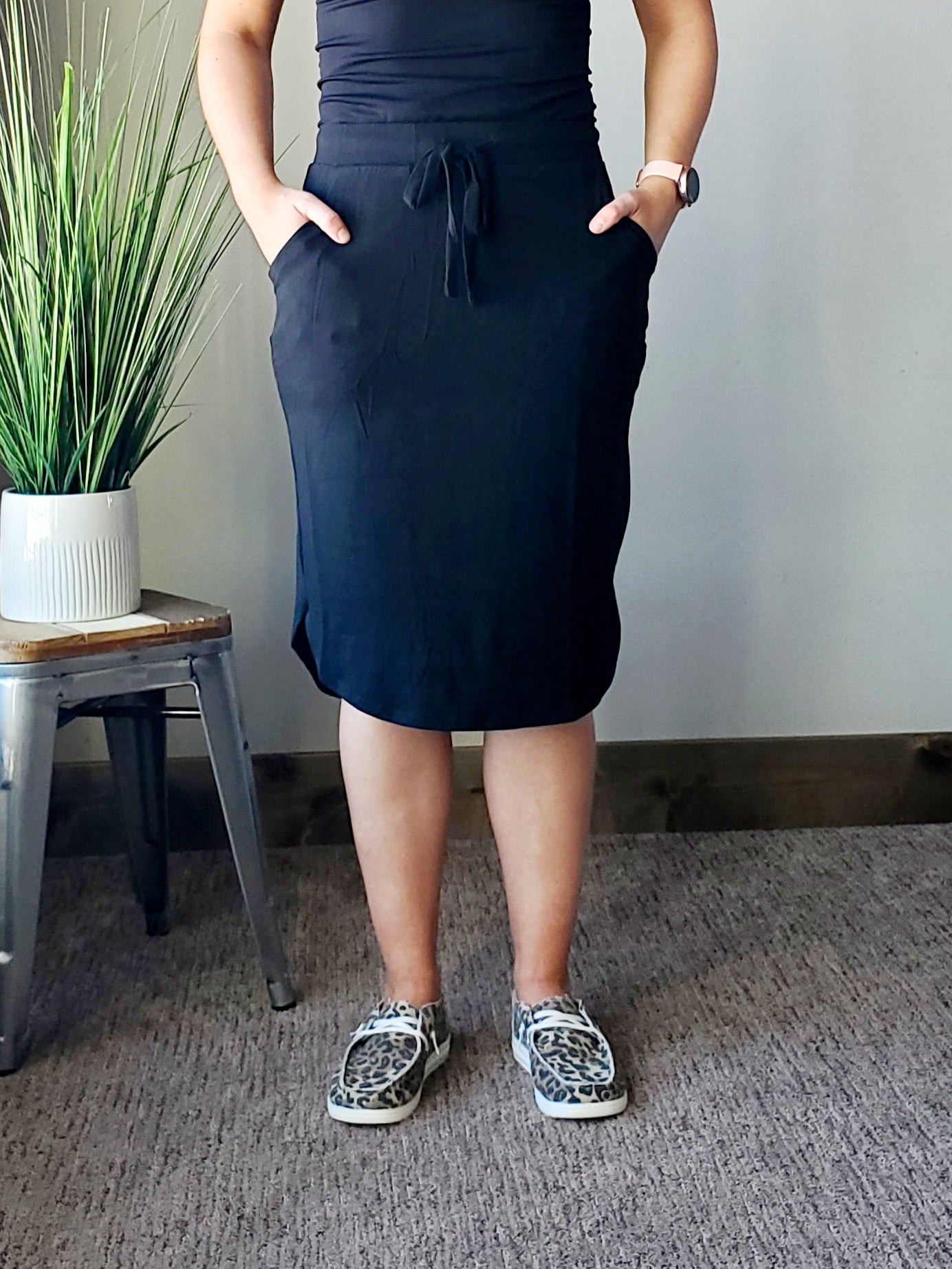 Black Elastic Waist Self Tie Hi-Low Hem Pocket Midi Skirt Classy Closet Modest CLothing Boutique Near Me for Women