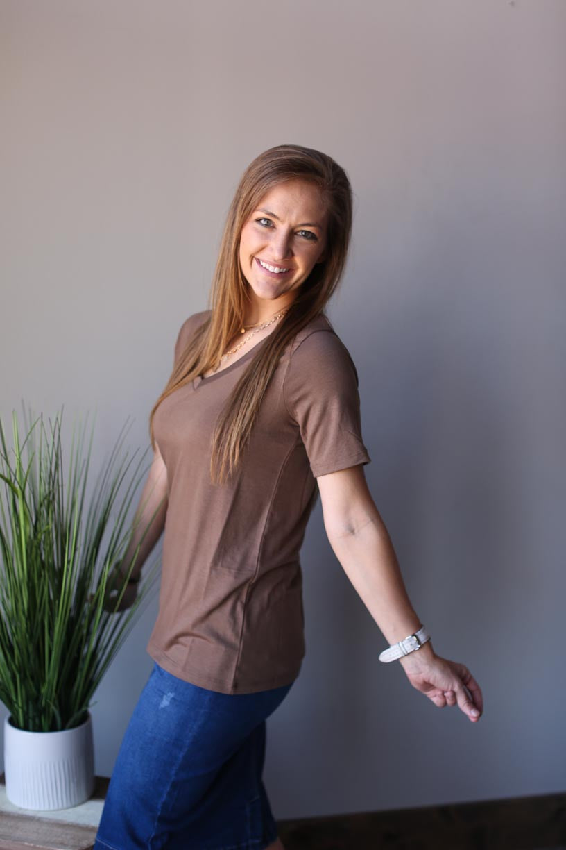 MOCHA BASIC V-NECK LAYERING TEE CLASSY CLOSET ONLINE BOUTIQUE MODERN MODESTY IS CLASSY