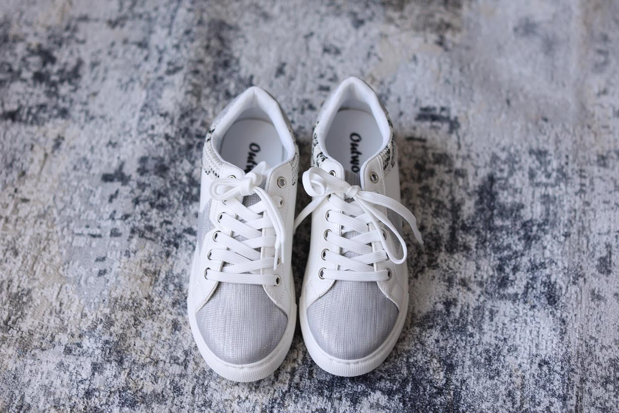 Leap7X (White) Casual Lace Up Sneakers For Mens DUCANI-3E online at best  price
