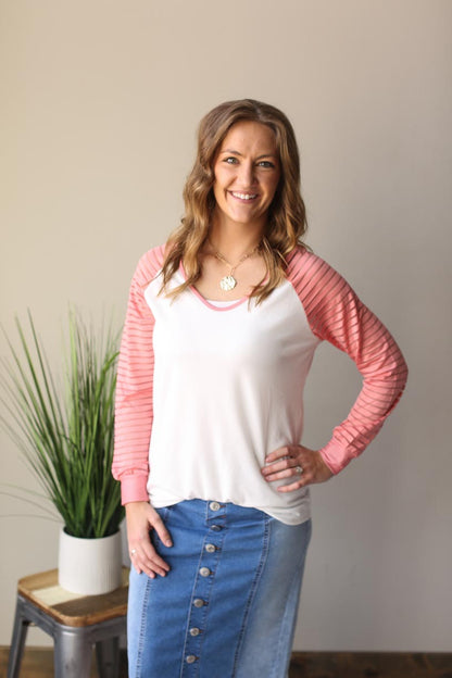 White V-Neck Mesh Pink Sleeve Spring Top for Women's Spring Outfits at Home Work Casual Classy Closet BOutique Near ME